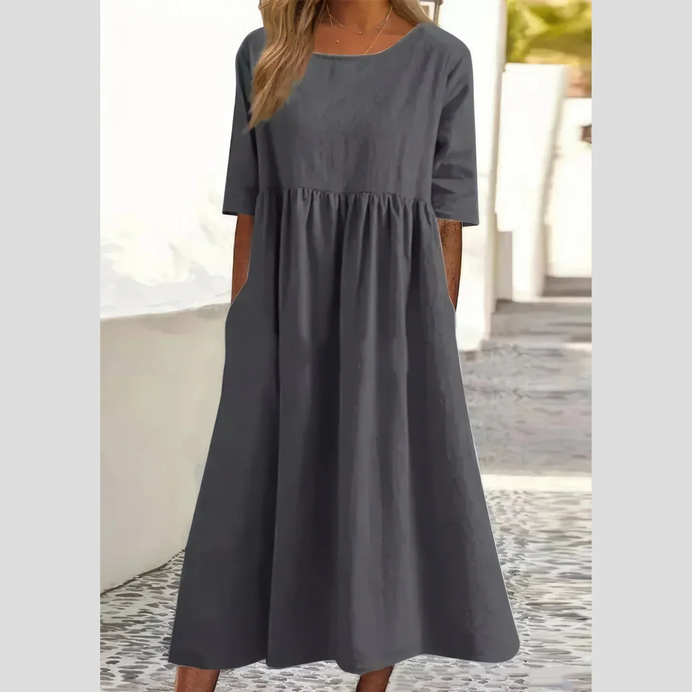Anaïs Mae | ROBE ÉLÉGANTE ET FLATTEUSE