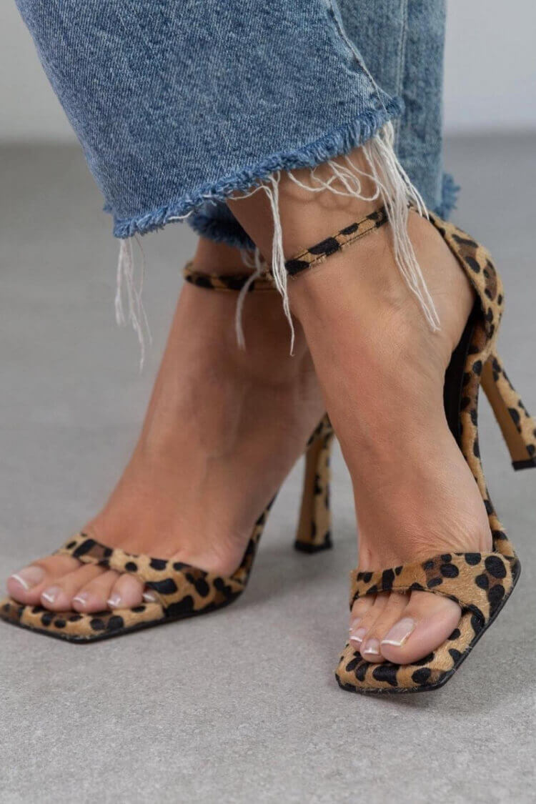 Éponine | Élégantes sandales à talon haut avec imprimé animalier pour un style sophistiqué