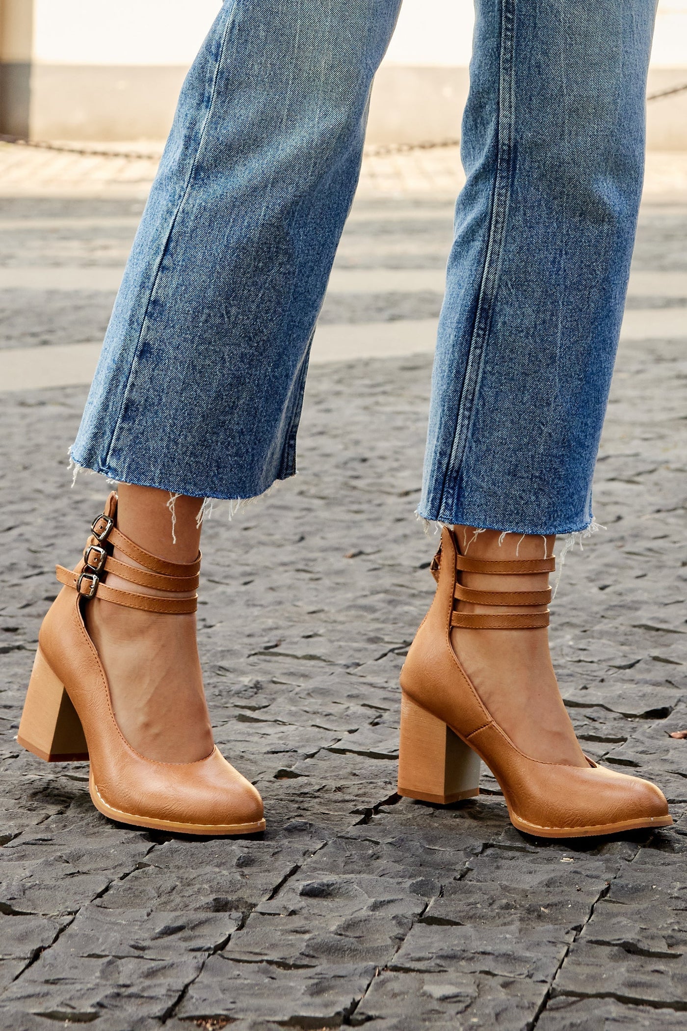Clémentine | Sandales élégantes à bride à la cheville et talon épais pour un look chic et confortable
