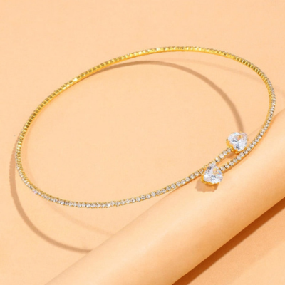 Éléonora | Collier Élégant avec Cristal
