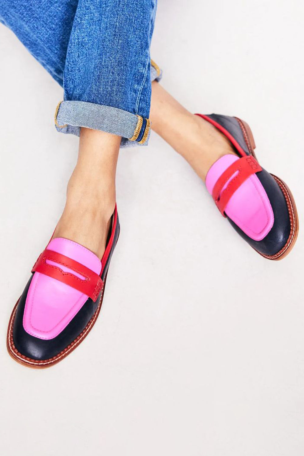 Mathilde | Élégants mocassins noirs with accents colorés pour un style chic et tendance