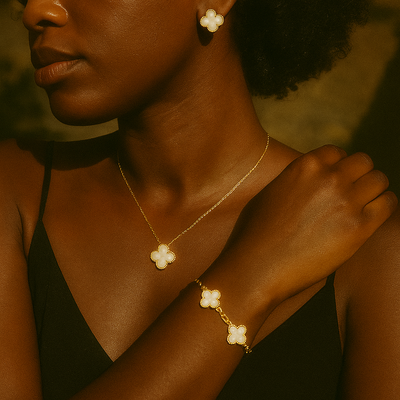 Aglaé | Boucles d’Oreilles Élégantes Trèfle