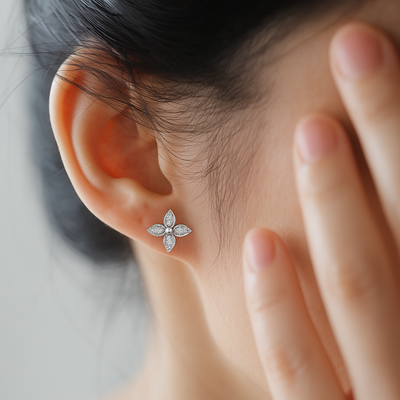 Loriane | Boucles d’Oreilles Trèfle Élégantes
