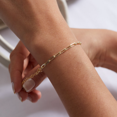 Coralise | Bracelet Paperclip Élégant