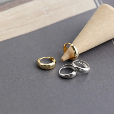 Élida | Mini Boucles d'Oreilles Dorées