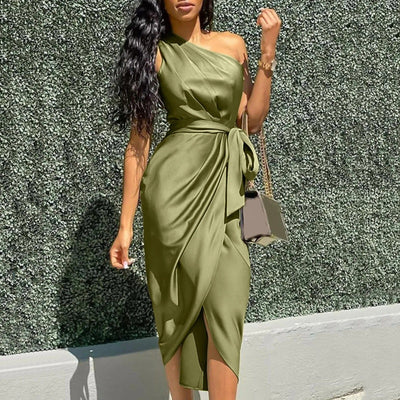 Caprice | Robe Maxi Asymétrique en Soie avec Volants