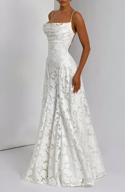 Céphise | Robe longue en dentelle délicate
