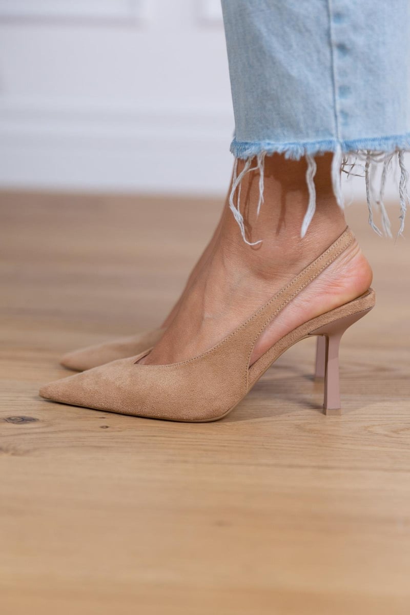 Yvette | Élégants escarpins slingback nude à talon fin pour un look raffiné