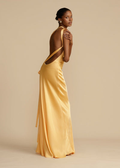 Amarante | Robe Maxi en Soie avec Élégantes Bretelles