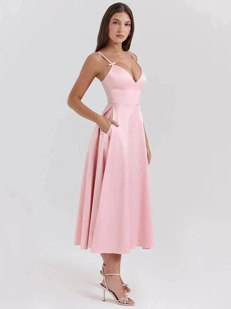 Maïa | Robe en Satin Luxe avec Bretelles Spaghetti