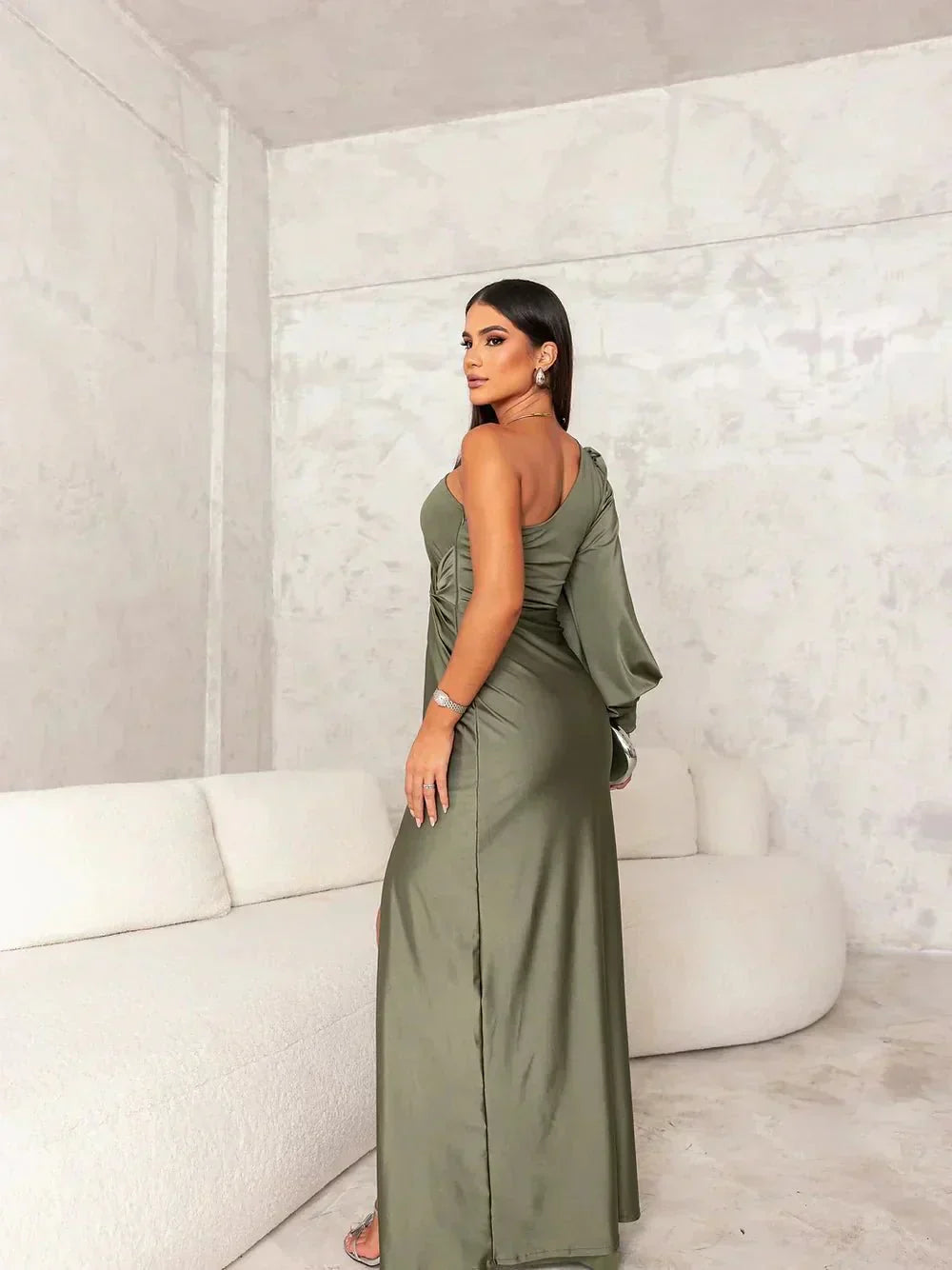 Gislaine | Élégante Robe en Soie avec Fente
